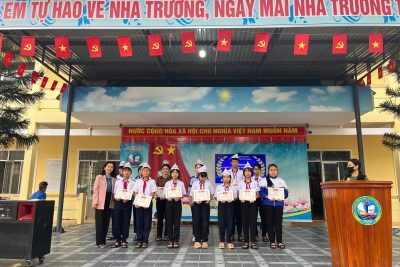 TUYÊN DƯƠNG – KHEN THƯỞNG HỌC SINH ĐẠT GIẢI HỘI THI OLYMPIC TIẾNG ANH TRÊN INTERNET (IOE) CẤP TRƯỜNG