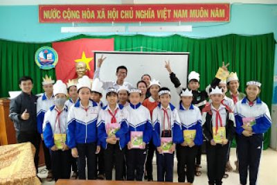 Câu lạc bộ Em Yêu Khoa Học Tự Nhiên – Tổ Tự Nhiên